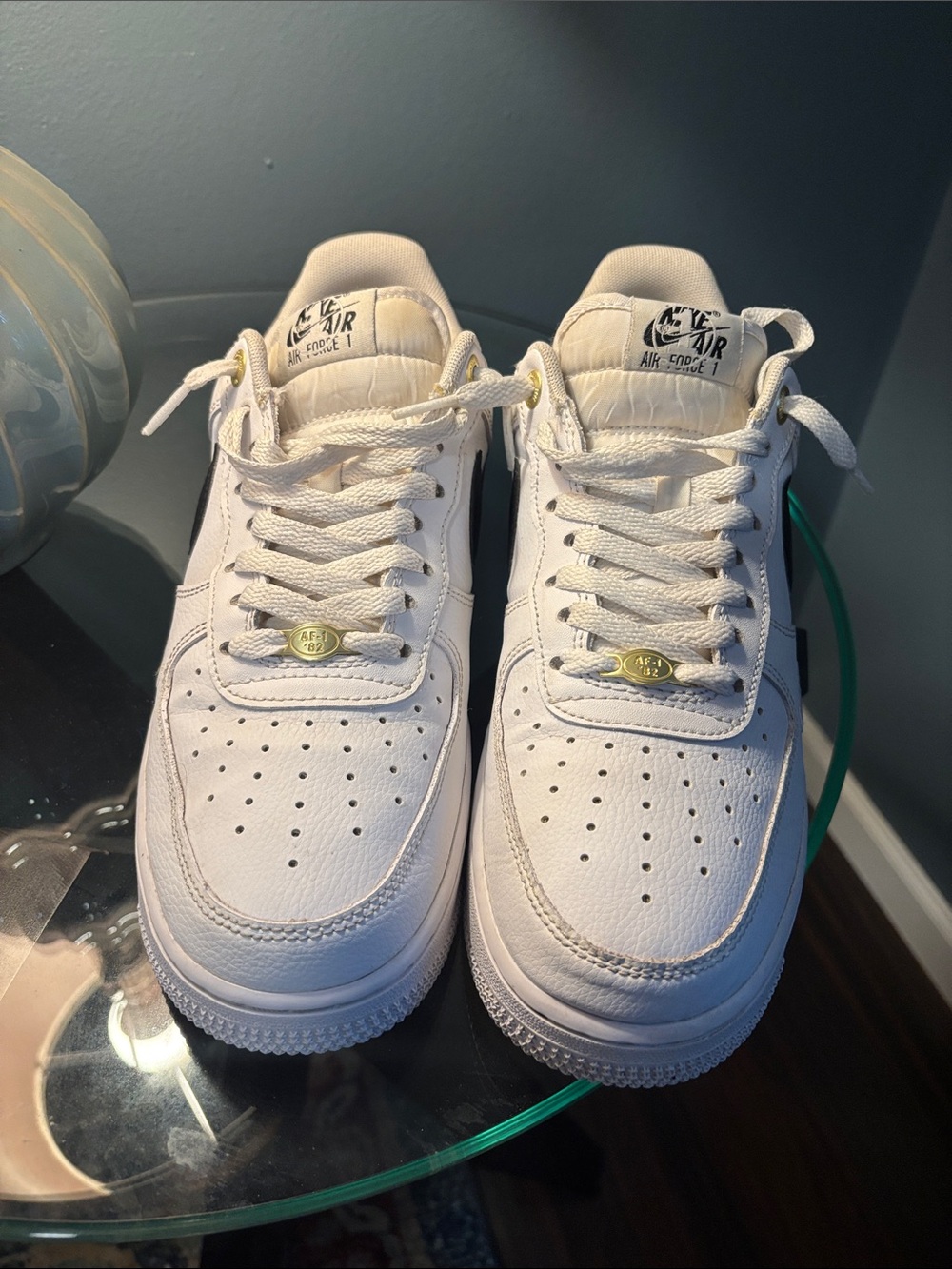 Nike Men’s ' Air Force 1 Low White Casual Sneakers